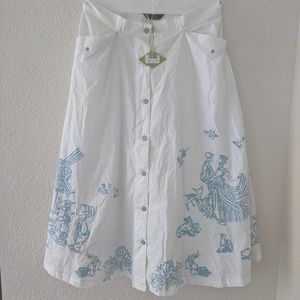 Oilily white skirt with blue applique